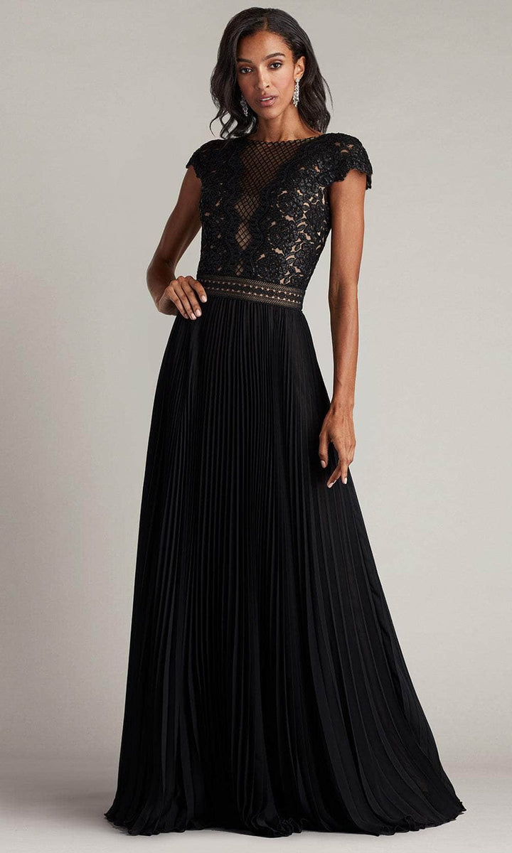 Tadashi hot shblack lace nude lined boat neck evening gown