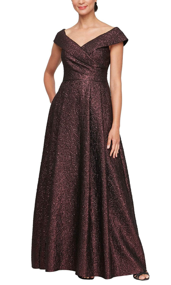 Alex Evenings 8157030 - Cap Sleeve Metallic Formal Gown Mother of the Bride Dresses 2 / Maroon