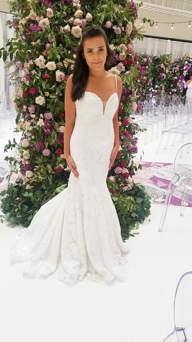 Dave & Johnny - A6768 Sleeveless Beaded Lace Trumpet Evening Gown Special Occasion Dress 00 / Ivory/Ivory