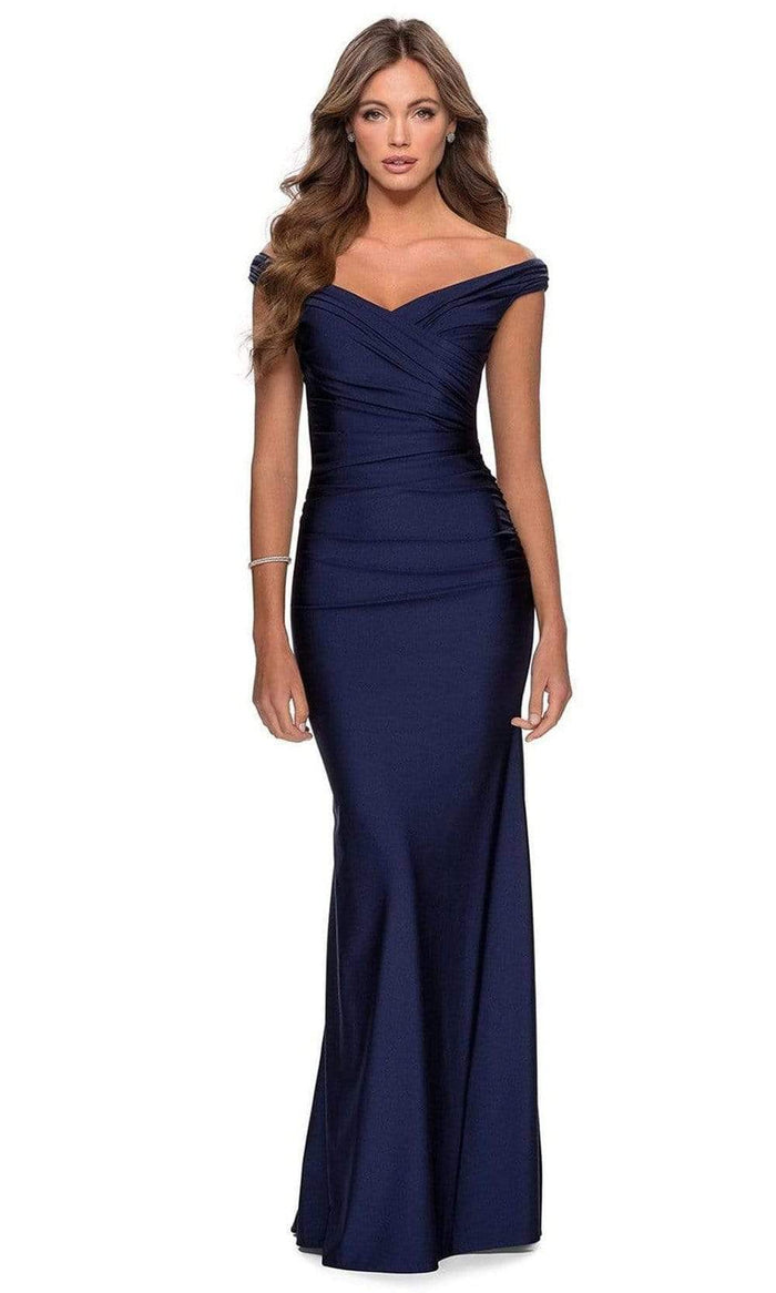 La Femme - 28450 Off Shoulder Ruched Jersey Sheath Dress Bridesmaid Dresses 00 / Navy