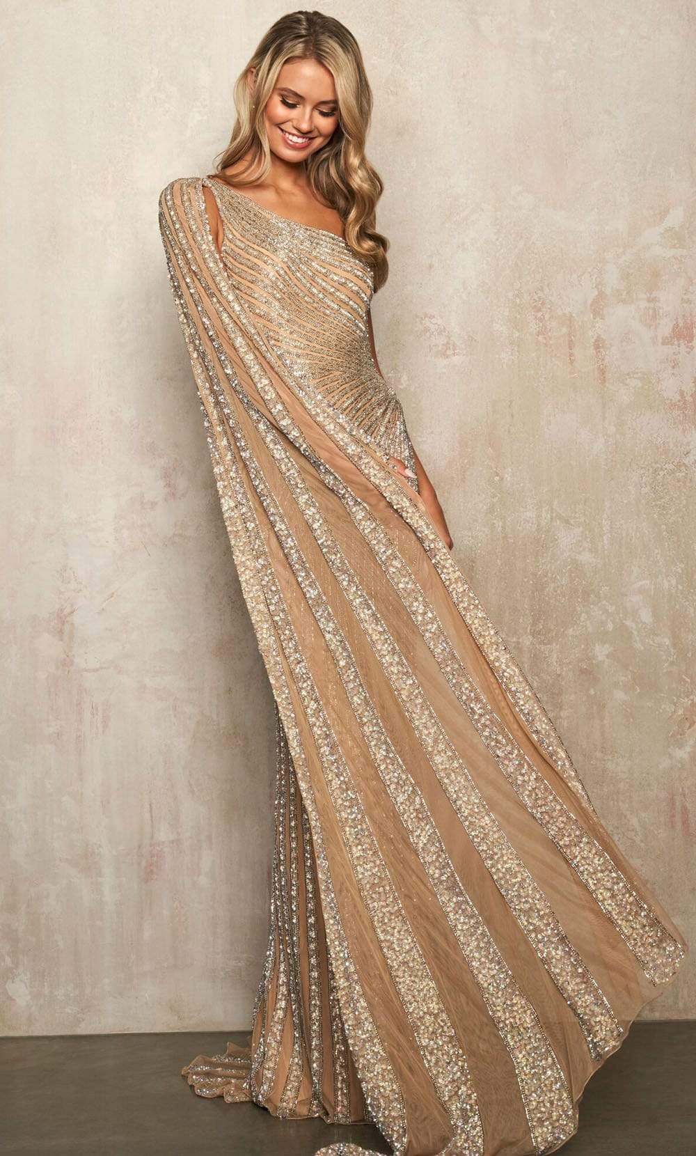 Capri Sheath Dress in Woman in Gold – BO&NIC